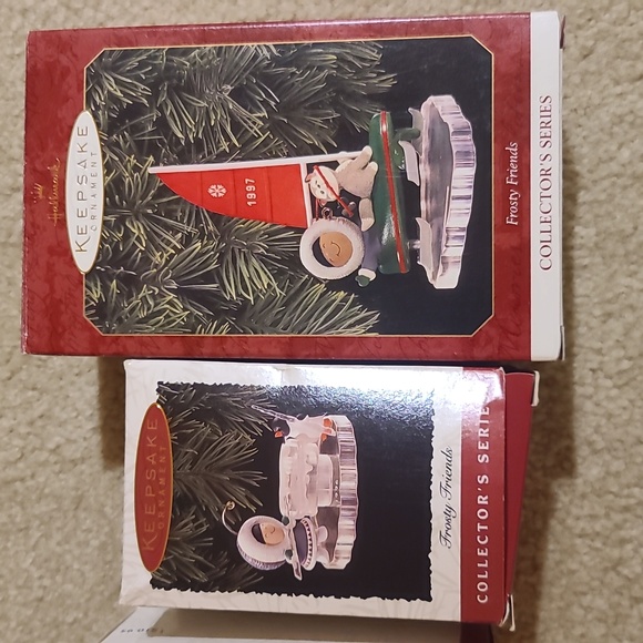 Hallmark set-12 frosty friends Ornaments from 1986-1997 - Picture 7 of 17